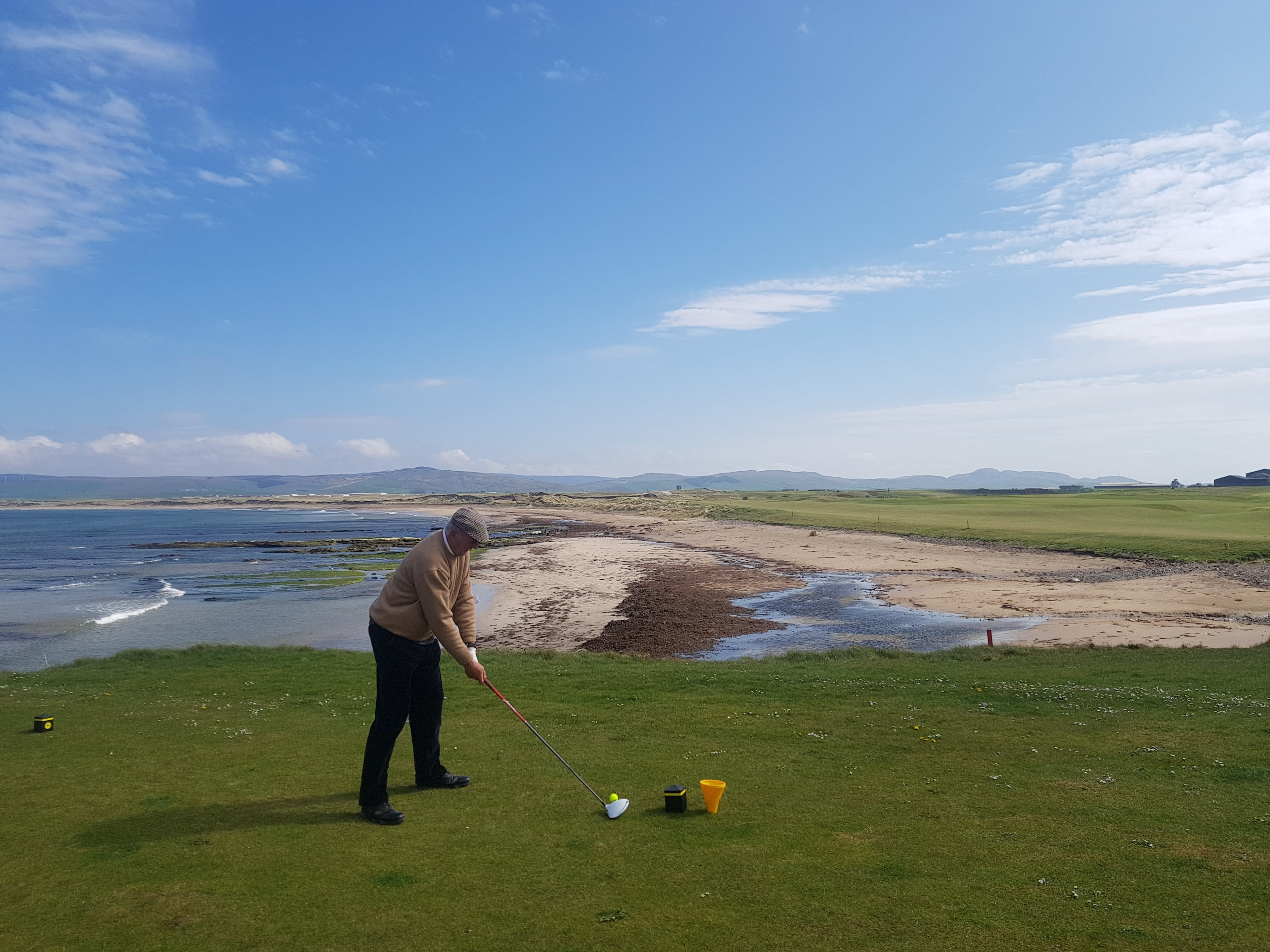 opening hole Machrihanish Golf Club